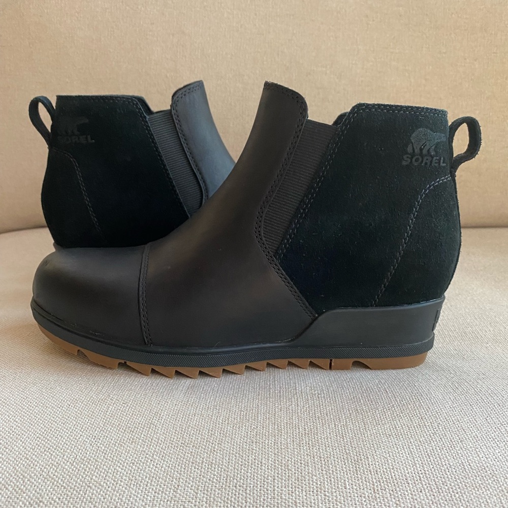 Sorel Evie Pull On Bootie NWOT